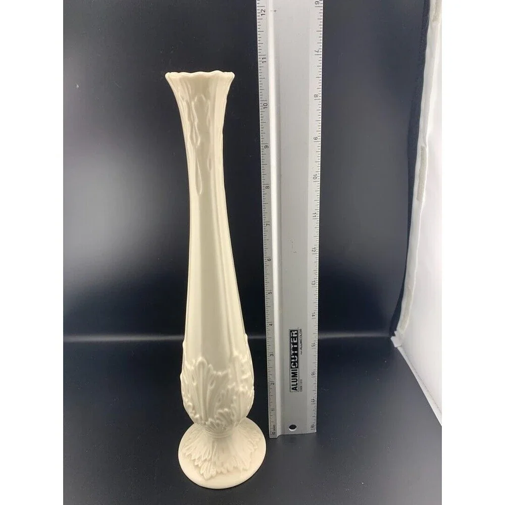 Lenox this vase